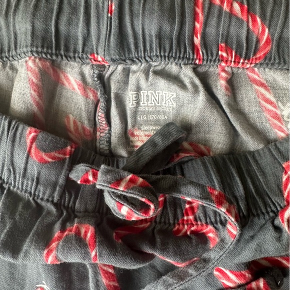 Victoria’s Secret PINK Pajama Pants - Candy Cane Hearts - Picture 3 of 7